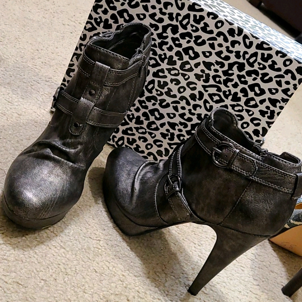 G by Guess Boot